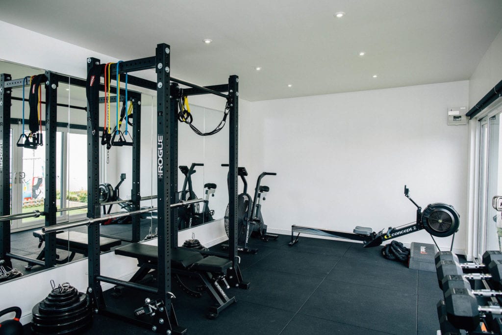 Home Gym vs Gym Membership: Which is best for you?